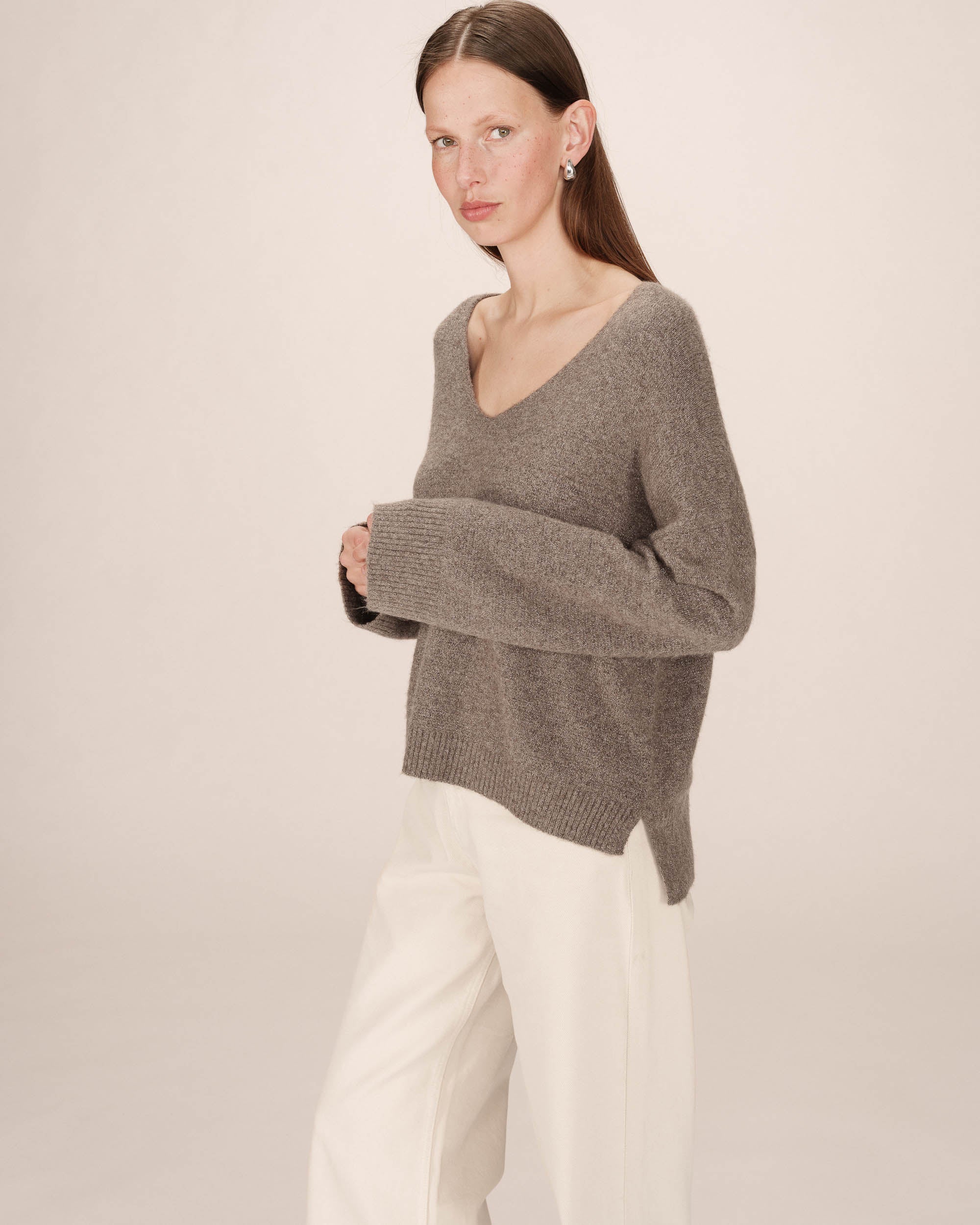 FW2517067-TAUPE___P3_33d9d9ab-e27f-4147-aa92-d37a668bd27f