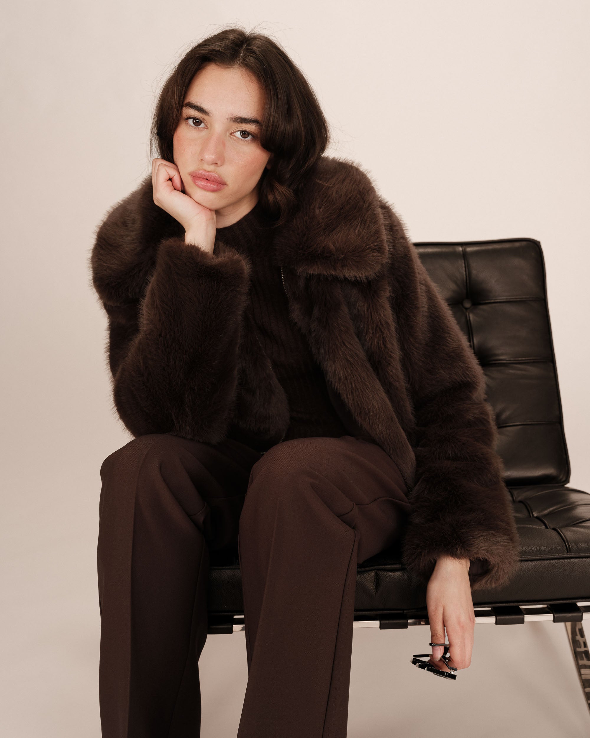 FW2519019-CHOCOLAT___P4_22e105a2-5637-4e0f-8078-edcf84fc785f