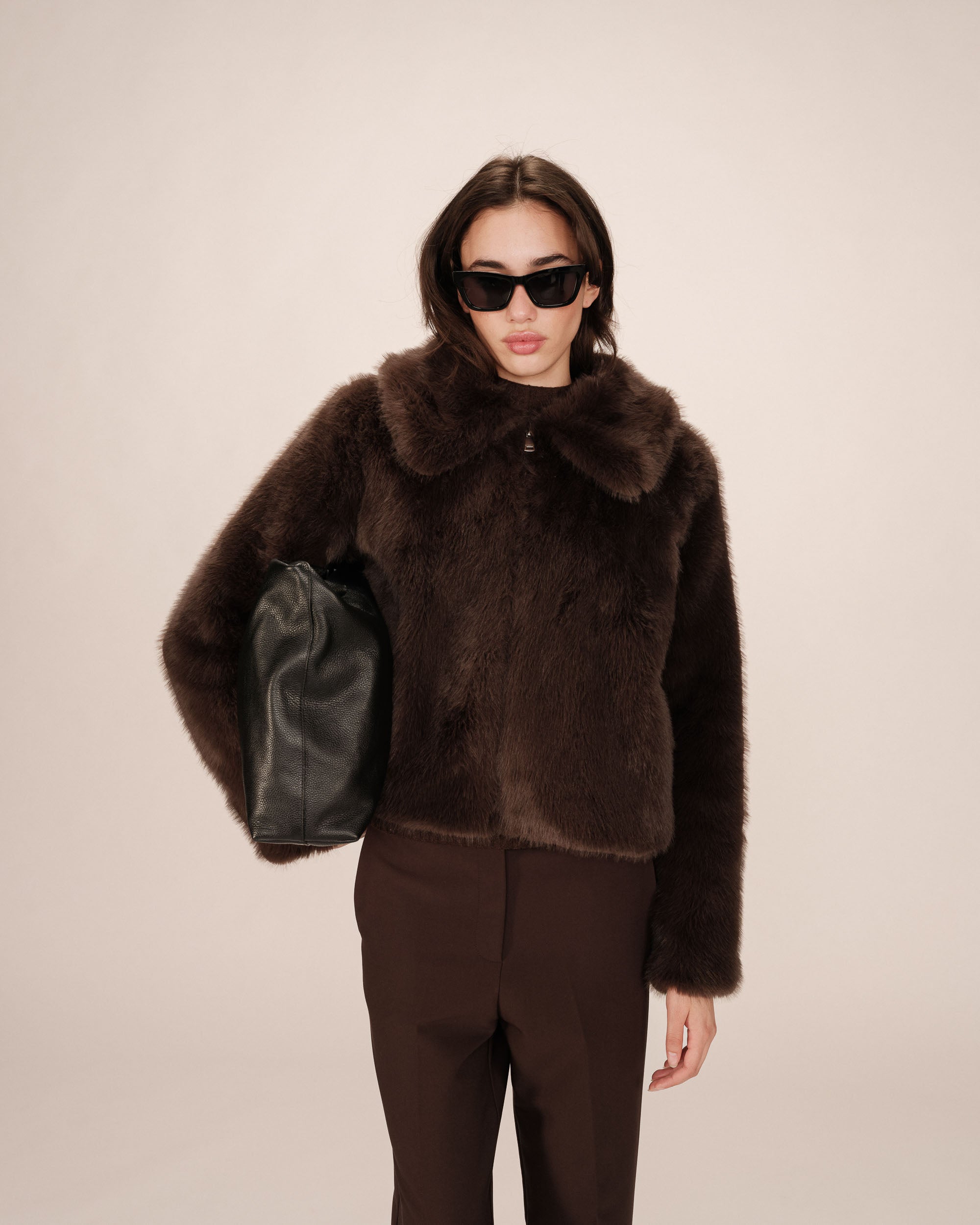 FW2519019-CHOCOLAT_ff6a616f-48a2-461f-a032-3ee7b191196d